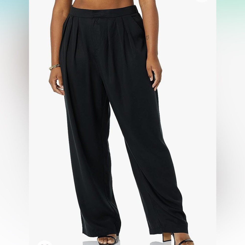 Terea Women’s Lexie Pleated Front Pant XXL Black NWT Loose Fit